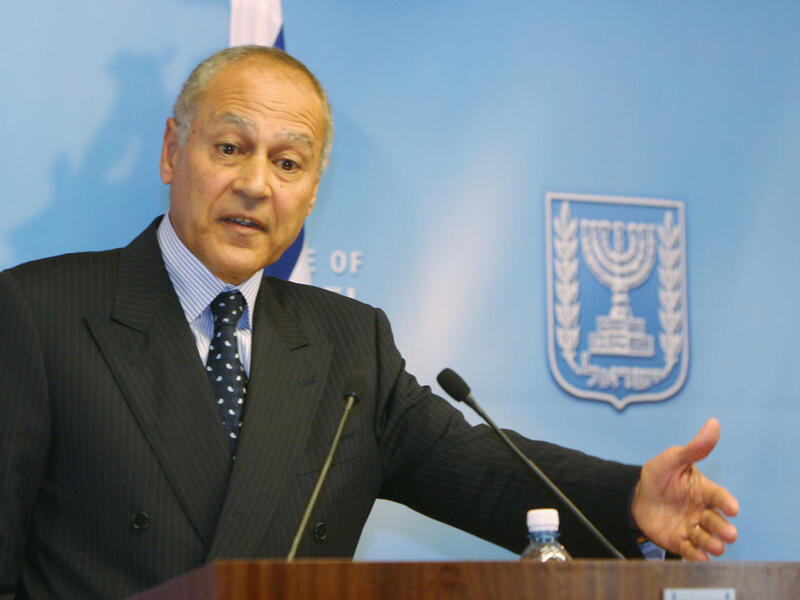 تعد هذه القمة الأولى لأمين جامعة الدول العربية الجديد، أحمد أبو الغيط، الذي تولى مهام منصبه مطلع الشهر الجاري، وهي أيضا القمة الأولى التي تستضيفها موريتانيا.