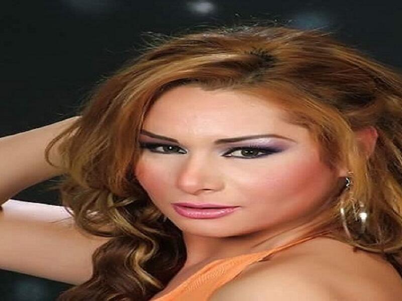 ومن منا ينسى الاغنية الشهيرة "حط النقط على الحروف قبل ما نطلع سوا على الروف" للفنانة بوسي والتي وضعت من خلاله النقط على الحروف بالفعل.