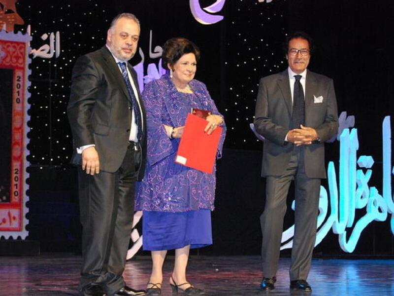 الجوائز: جائزة المهرجان القومي للمسرح عام 2010، وجائزة وزارة الصحة واليونيسيف عام 2008 لجهودها في تقديم أفلام توعوية، وأفضل ممثلة عن مسلسل "يتربى ف عزو" من مهرجان القاهرة للإعلام العربي عام 2007، و درع التكريم من مهرجان أوسكار السينما المصرية عام 2008.