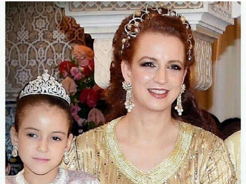 الأميرة خديجة، ثاني أبناء الملك  المغربي محمد السادس وزوجته سلمى بناني، وُلِدت في الرباط 28 فبراير 2007، واحتفالًا بمولدها أصدر الملك مرسومًا بالعفو الملكي عن آلاف المساجين، ورثت عن والدتها الشعر المميز وتفاصيل الوجه الناعمة.
