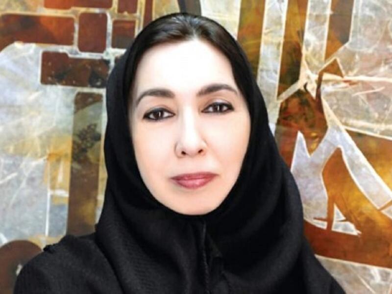 السعودية منى المنجد الناشطة السعودية في مجال حقوق المرأة. امضت 15 سنة من العمل للأمم المتحدة ومنظمات دولية اخرى كمنظمة الامم المتحدة للطفولة ومنظمة الزراعة والتغذية العالمية. المنجد حاصلة على شهادة الدكتوراه من جامعة جورج واشنطن في الولايات المتحدة الامريكية. 