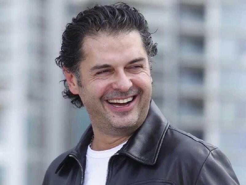 الفنان اللبناني راغب علامة: يمارس الرياضة بشكل متواصل، وذلك إيماناً منه بأهمية الرياضة في الحفاظ على صحة الإنسان، وتأثيرها الإيجابي على مظهره الخارجي، ومع كل إطلالة جديدة لـلفنان الذي بدأ الغناء قبل أكثر من ثلاثين عاما يظهر وكأنه شاب.