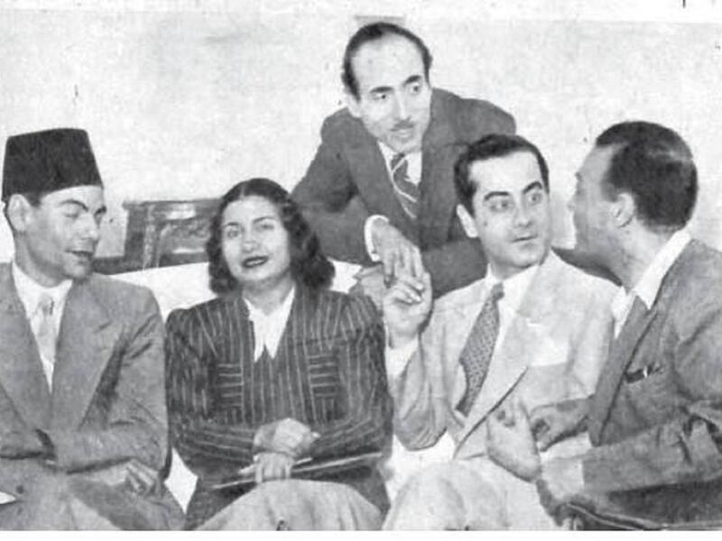 الحب الأول: أحبت أم كلثوم الدكتور أحمد صبري التجريدي الذي كان يعمل طبيبًا للأسنان في بلدته طنطا، وكان أيضًا من هواة الموسيقى وتلحين الأغاني وكانت موسيقاه تتميز بالموهبة والأصالة.
