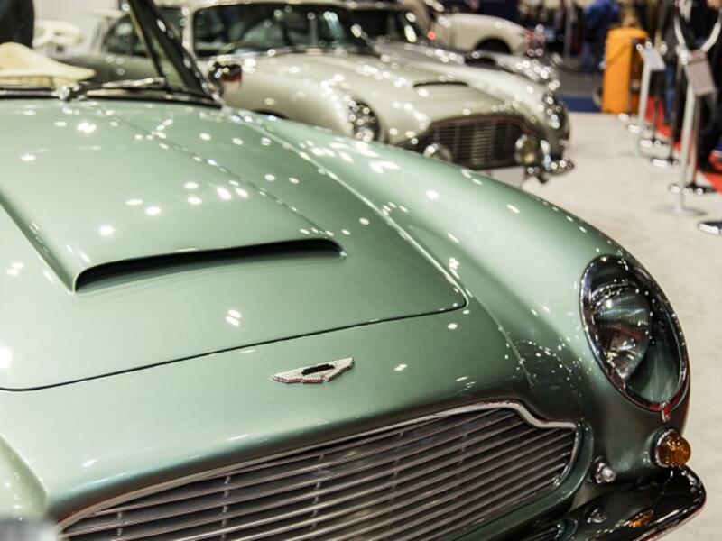 Last year alone, millionaires had $5 billion worth of vintage Porches, Ferraris, Aston Martins and other classic vehicles parked in private garages. (Shutterstock)