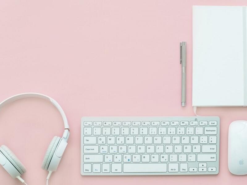 This summer will see new apps, new websites, and new methods to bring offline industries onto online platforms. (Pixabay)