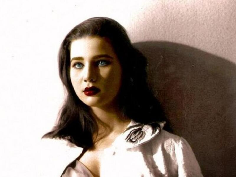 زبيدة ثروت:
توفيت الممثلة المصرية في 13 ديسمبر/كانون الأول، والتي تميزت بجمال عينيها، وتصدرت الأفلام الرومانسية في أواخر الخمسينيات.