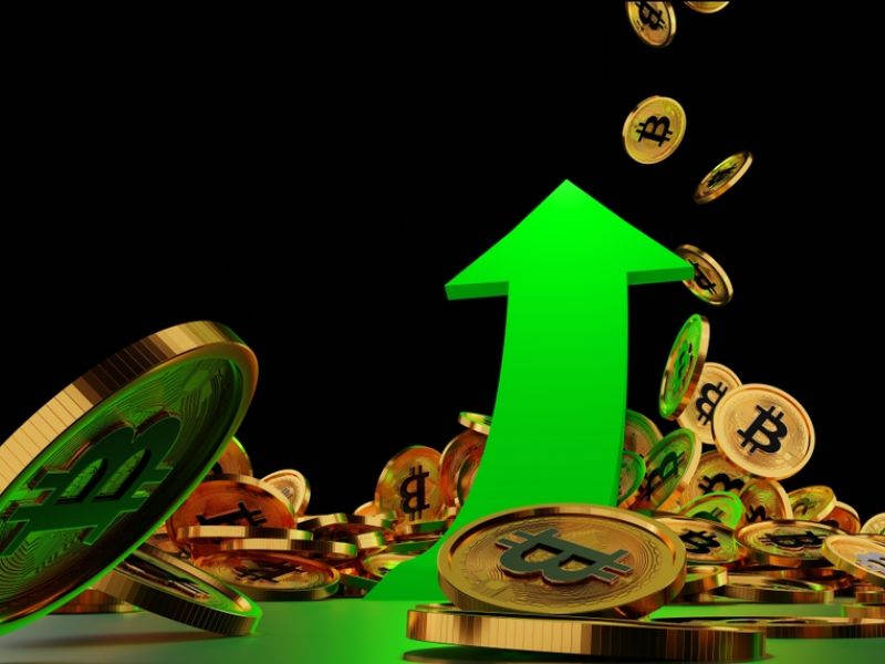 Bitcoin breaks over $44k