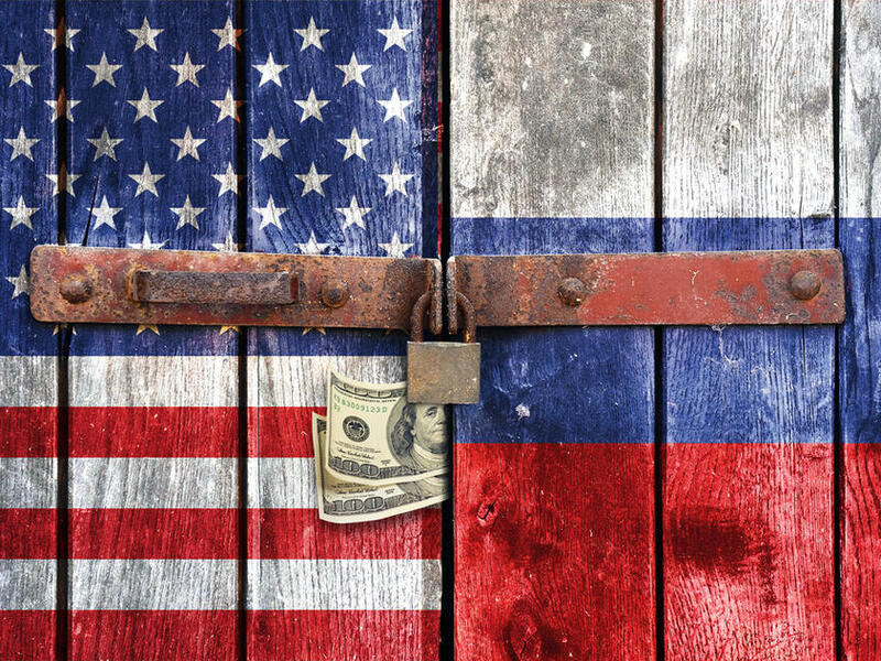 De-dollarization: Russia Is Ditching The Greenback To Mitigate US Restrictions