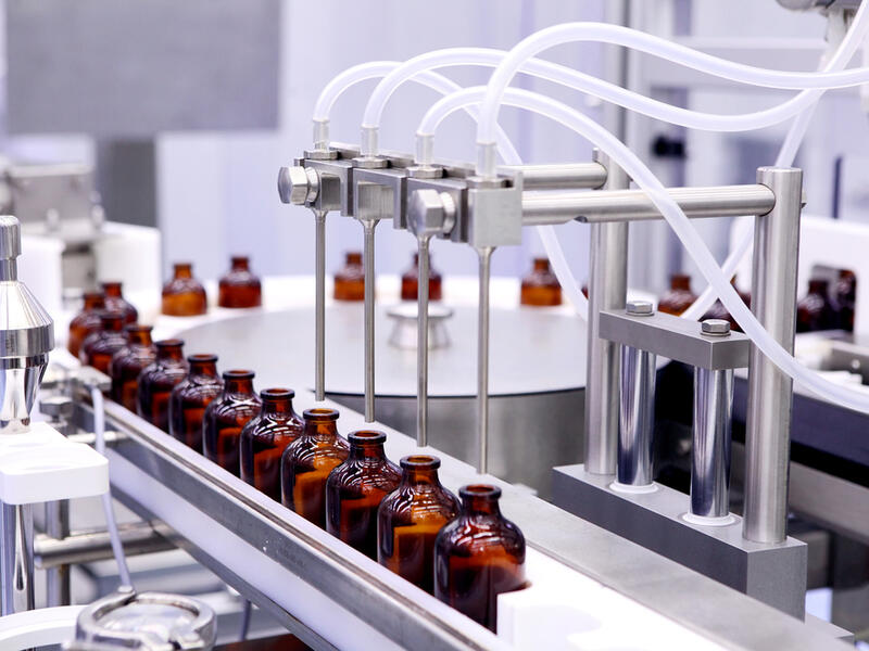 Bahrain’s First Drug Factory Starts Trial Production