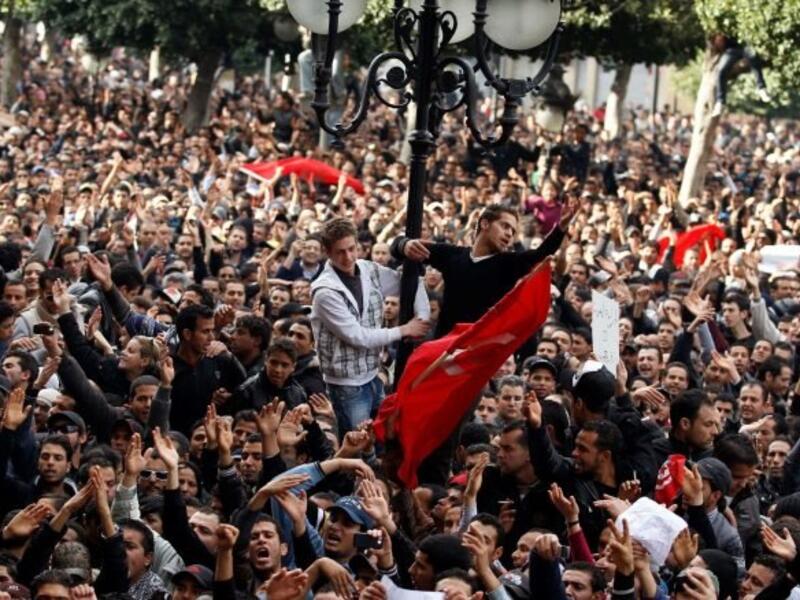 تونس تعلن الحصيلة الرسمية لضحايا الثورة: 129 قتيلا و634 جريحا