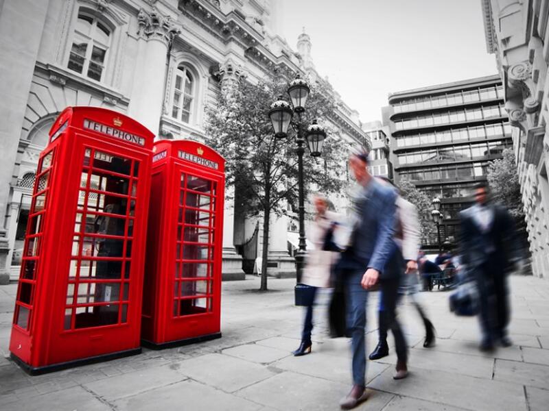 UK Chancellor Warns: Cash System May Collapse Within A Decade