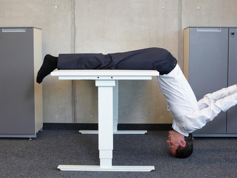 A quick stretching and exercise routine at your desk might improve your strength and concentration and keep you healthy.
