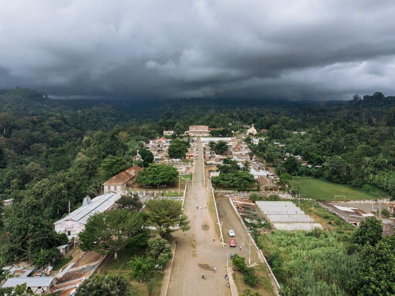 A picture taken on May 29, 2019 shows an aerial view of the abandoned roca Agostinho Neto, an abandoned cocoa plantation of Sao Tome and Principe.  Alexis HUGUET / AFP