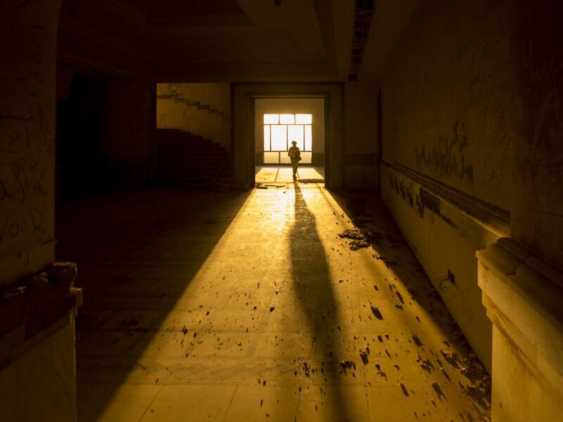 A picture taken on June 29, 2019 shows a partial view of a former palace of deposed Iraqi dictator Saddam Hussein at the ancient archaeological site of Babylon, south of the capital Baghdad.  Hussein FALEH / AFP