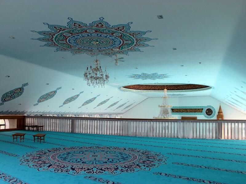 The Aziziye Mosque in Stoke Newington (Twitter)