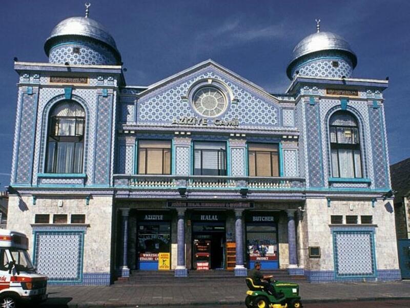 The Aziziye Mosque in Stoke Newington (Twitter)