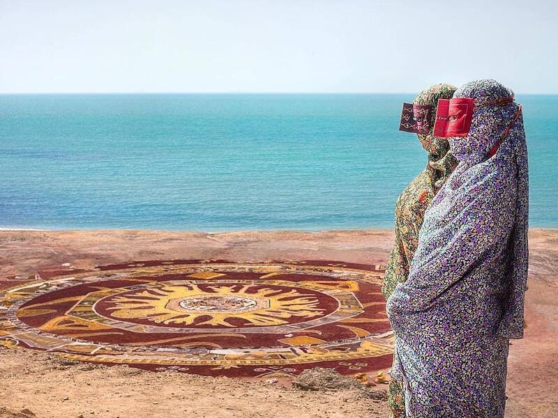 The magic carpet of Hormuz Island (Twitter)