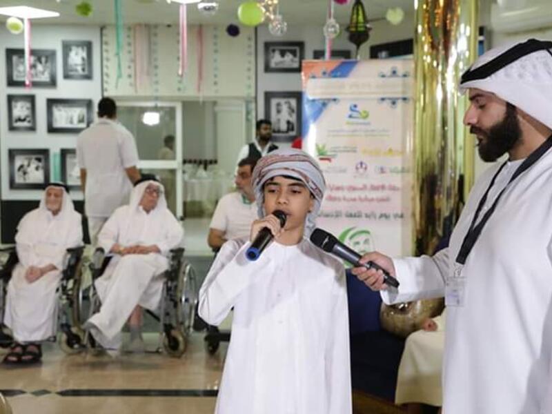 جانب من مبادرة محبة وعطاء في يوم زايد للعمل الانساني
