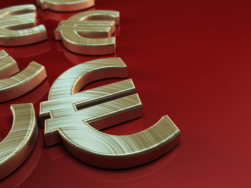 The Euro (€)