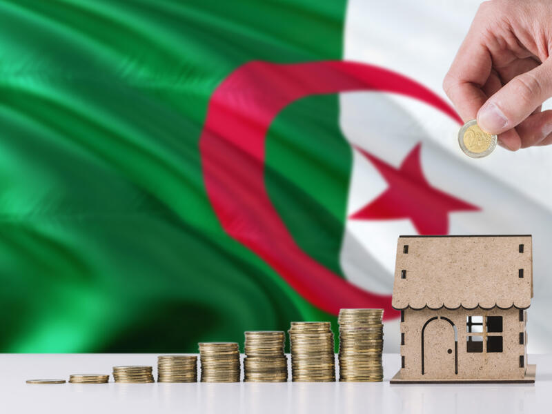 ارتفع العجز التجاري إلى 4.68 مليار دولار من 3.05 مليار بين يناير كانون الثاني وأغسطس آب من العام الماضي