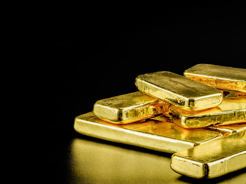 نزل الذهب في المعاملات الفورية 0.1 في المائة إلى 1579.38 دولار للأوقية