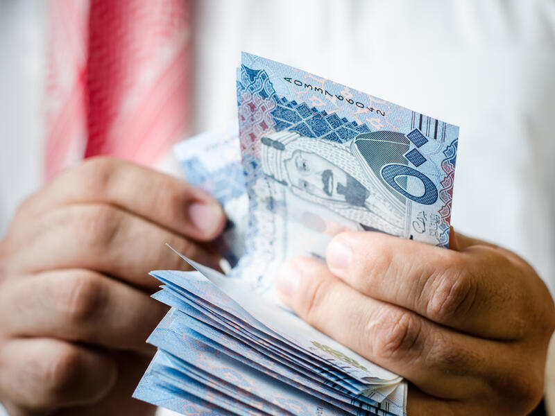 تحويلات الأجانب في السعودية تنمو بـ11.7 % في يناير 