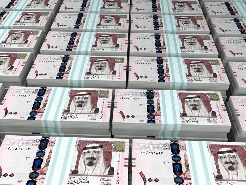 أصول المصارف في السعودية تقفز 15.2 % في عام