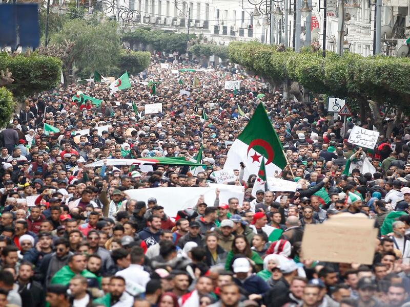 مسيرة في العاصمة الجزائرية/ أرشيفية