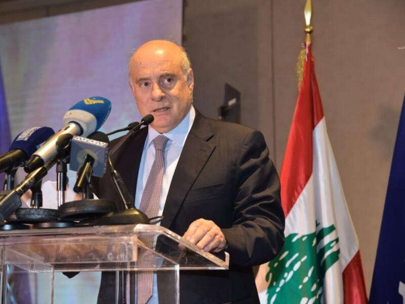 وزير العمل اللبناني، كميل أبو سليمان
