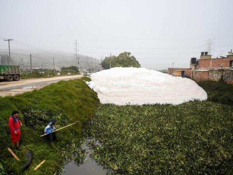 Polluted River Produces Toxic Foam in Colombia