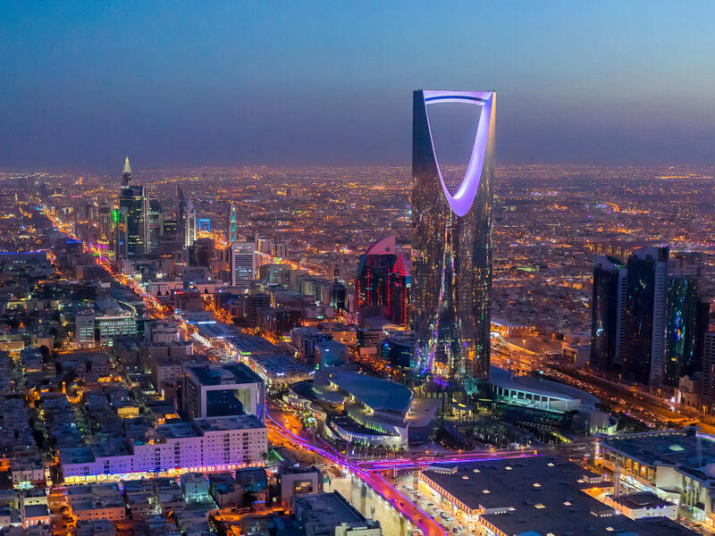 Despite US-Iranian Tension, Saudi Arabia Wants Sustainable Oil Prices 