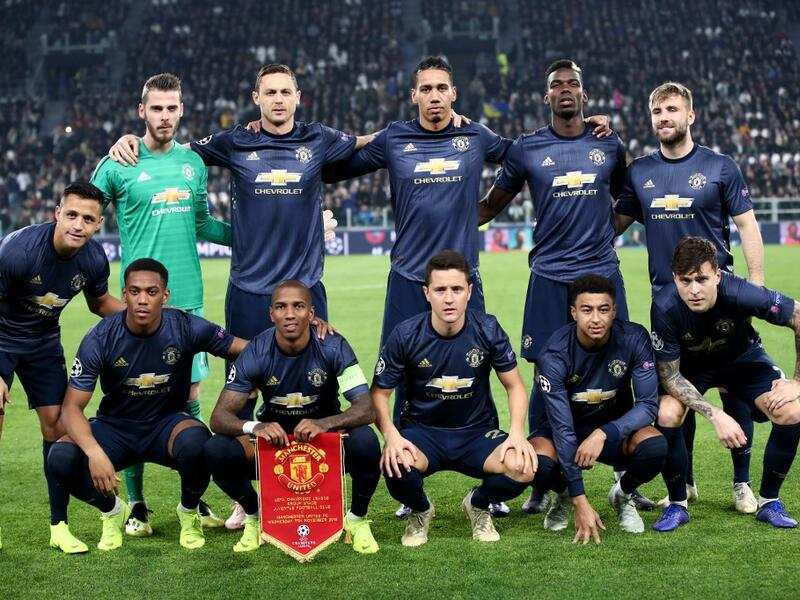 2- مانشستر يونايتد بقيمة 2.087 مليار جنيه.