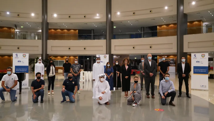 تحتفل جامعة السوربون أبوظبي باليوم الدراسي الأول للطلبة الجدد الملتحقين بالدبلوم التنفيذي في الإدارة الرياضية 