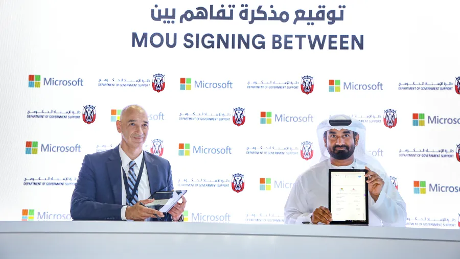 دائرة الإسناد الحكومي في أبوظبي توقع مذكرة تفاهم مع شركة «مايكروسوفت» لتطوير مهارات الكوادر الإماراتية