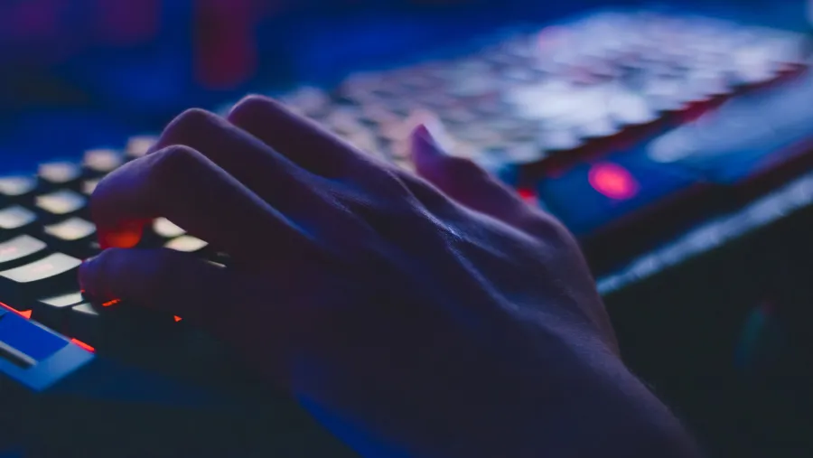 خدمات سحابية جديدة من «في إم وير» متوفرة الآن لعملاء أمازون ويب سيرفيسز (AWS)   