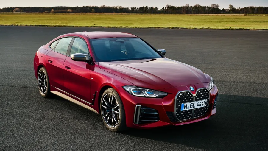 أبوظبي موتورز تعلن وصول سيارة BMW 4 Series Gran Coupé الجديدة كلياً