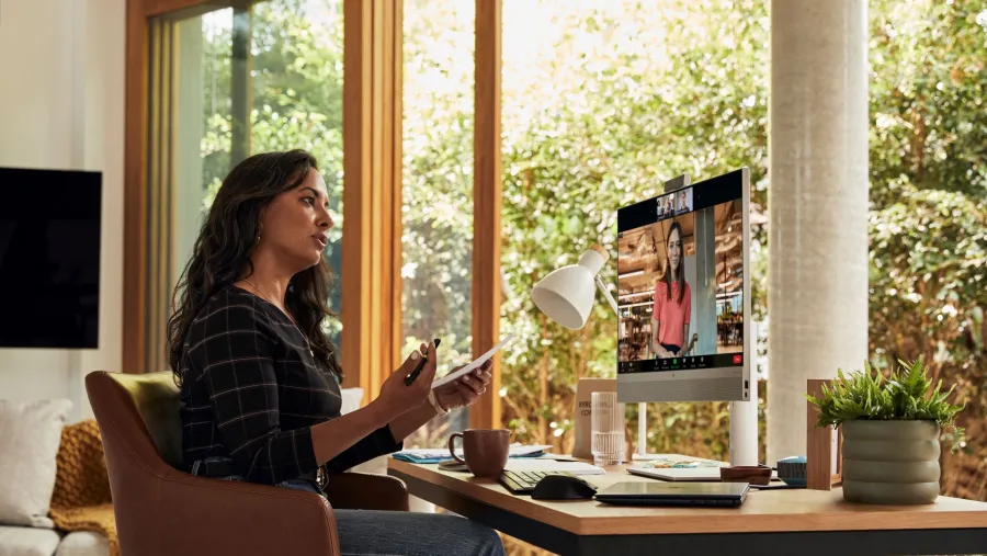 HP Enhances Hybrid Experiences For Desk-Centric Workers
