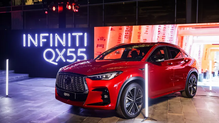 إنفينيتي QX55 الجديدة كلياً  تسرق الأضواء خلال ظهورها الرسمي الأول في الكويت