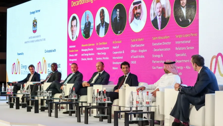 إنجي وجنرال إلكتريك تقودان جلسة نقاش صناعات إزالة الكربون خلال اليوم الختامي لمعرض الشرق الأوسط للطاقة 2022