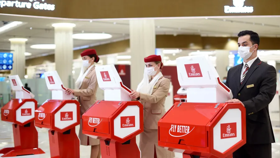 طيران الإمارات توفر كاونترات متنقلة في المبنى 3