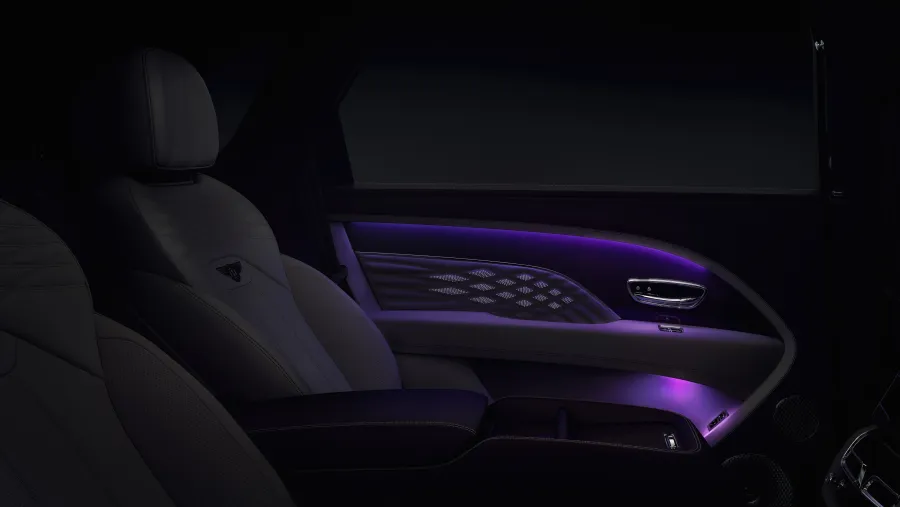 بعد انتظار طويل، Bentley تضيف طرازاً جديداً إلى مجموعتها الفاخرة