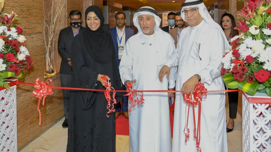 جامعة الإمارات تشارك في معرض "غلف نيوز" للتعليم