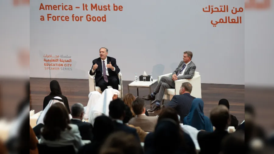 الدبلوماسي الأمريكي السابق "مايكل بومبيو" يُسلّط الضوء على مستقبل أوكرانيا في جلسة نقاشية بمؤسسة قطر