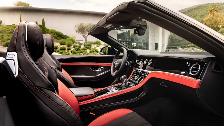 عائلة S الجديدة لطرازات Continental GT وGTC  -  تميّزٌ أكثر فرادة