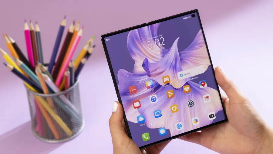 دليلنا لاختيار هاتف قابل للطي: HUAWEI Mate Xs 2 هو الهاتف المثالي القابل للطي:  خفة فائقة، ومسطح لدرجة مذهلة، ومتين جدًا