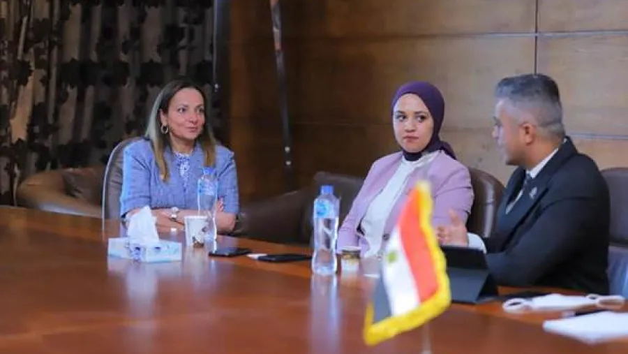 تنسيقية شباب الأحزاب و"أبوغزاله العالمية" تبحثان سبل التعاون المشترك
