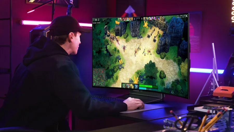 LG Takes Gaming Immersion Next-level With World’s First Bendable 42-Inch OLED TV