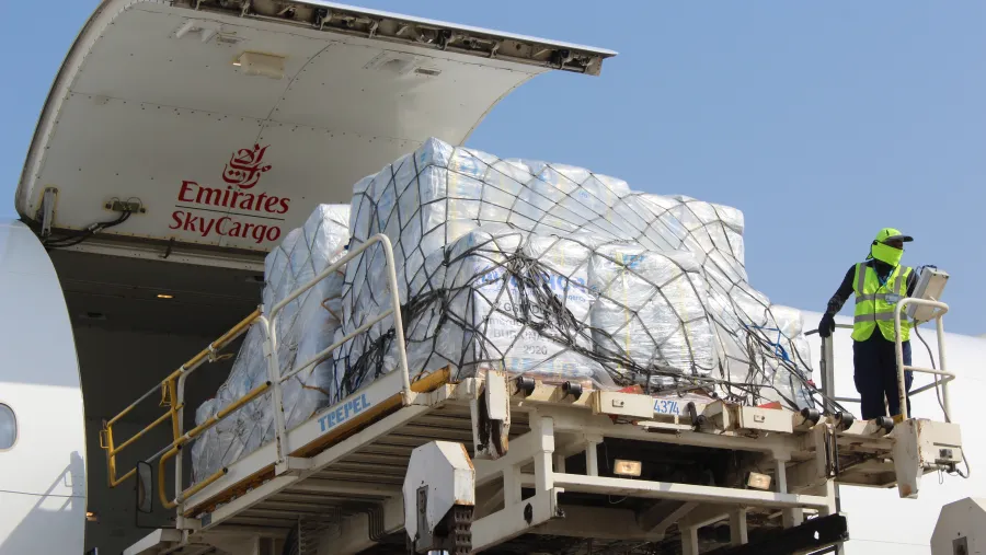 Emirates Launches Humanitarian Airbridge to Pakistan, Offers Free Cargo Capacity for Flood-relief Aid