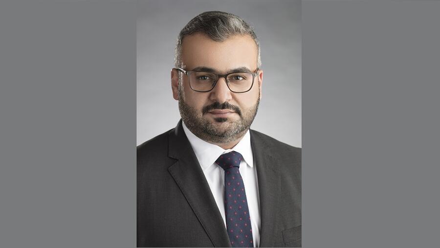 بنك البحرين الوطني يصدر بطاقات مصرفية صديقة للبيئة بالتعاون مع "سِناد"