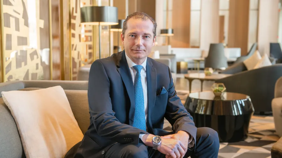 Four Seasons Hotel Kuwait at Burj Alshaya Announces Martin Kipping as New General Manager
